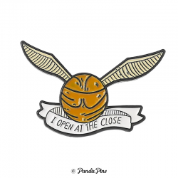 Insigna metalica The Golden...